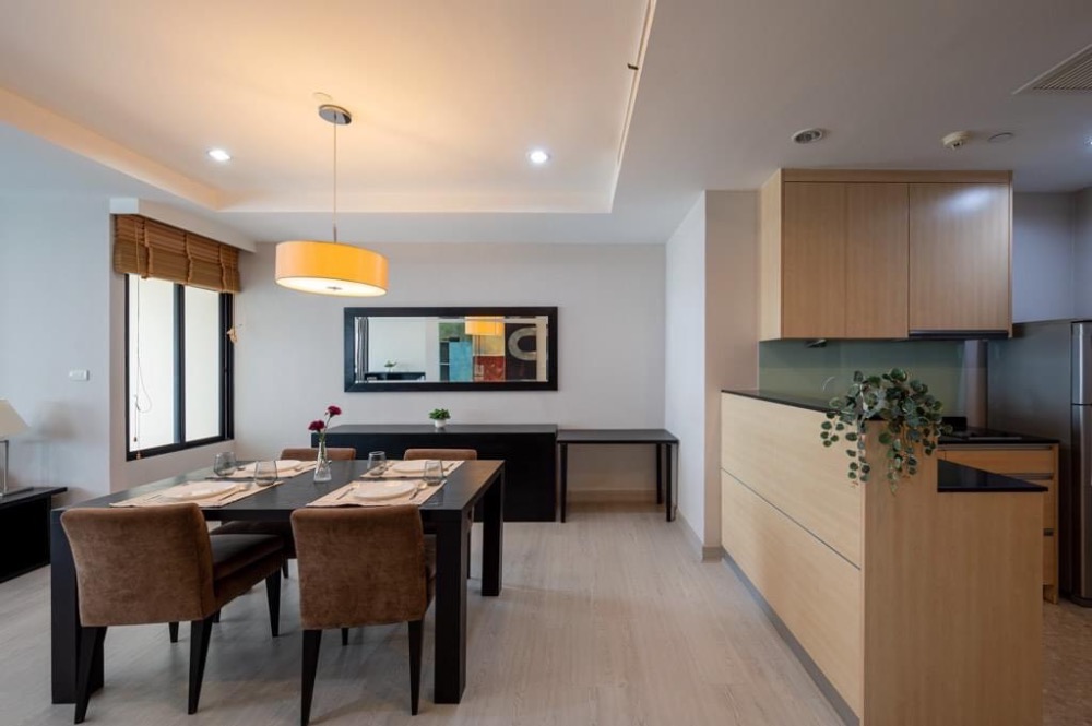 For RentCondoSathorn, Narathiwat : Condo for rent ✨ Sathorn Garden (Sathorn Gardens)✨ in the heart of the city, Sathorn area Very good central area, beautiful room, city view, fully furnished, ready to move in 🚆 near BTS Sala Daeng