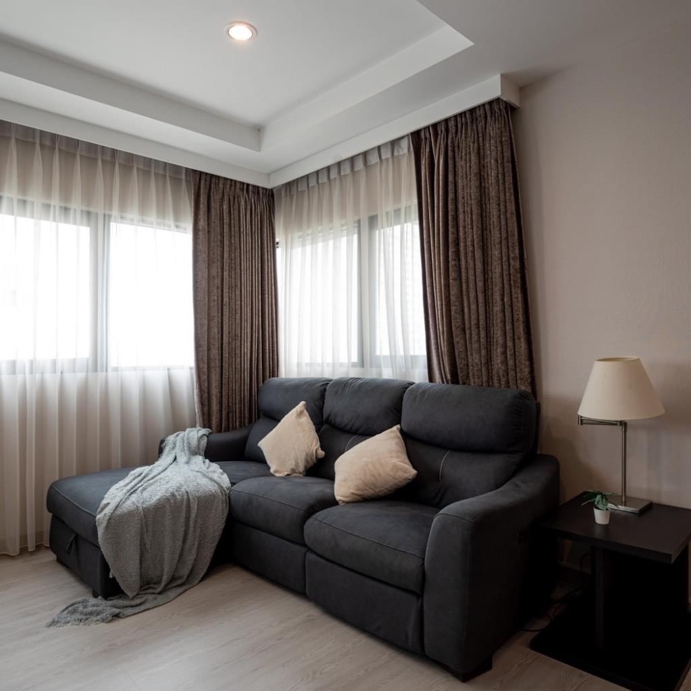 For RentCondoSathorn, Narathiwat : Condo for rent ✨ Sathorn Garden (Sathorn Gardens)✨ in the heart of the city, Sathorn area Very good central area, beautiful room, city view, fully furnished, ready to move in 🚆 near BTS Sala Daeng