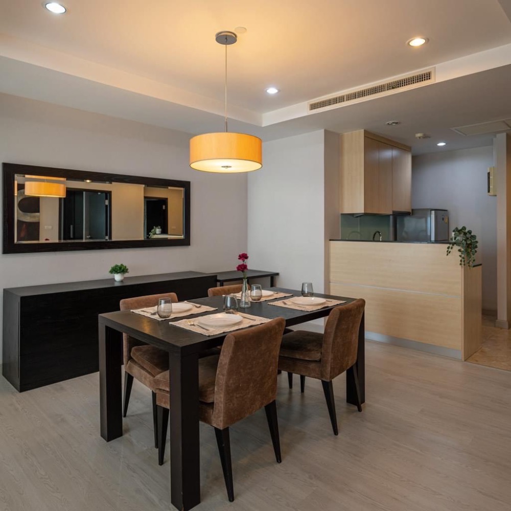 For RentCondoSathorn, Narathiwat : Condo for rent ✨ Sathorn Garden (Sathorn Gardens)✨ in the heart of the city, Sathorn area Very good central area, beautiful room, city view, fully furnished, ready to move in 🚆 near BTS Sala Daeng