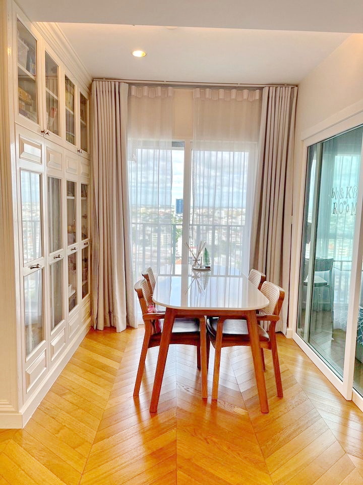 ขายคอนโดสาทร นราธิวาส : 1853😍 For SELL ขาย 2 ห้องนอน🚄ใกล้ BTS สุรศักดิ์🏢เดอะคีย์ สาทร-เจริญราษฎร์ The Key Sathorn-Charoenraj🔔พื้นที่:90ตร.ม.💲ขาย:8,600,000฿📞O99-5919653,065-9423251✅LineID:@sureresidence