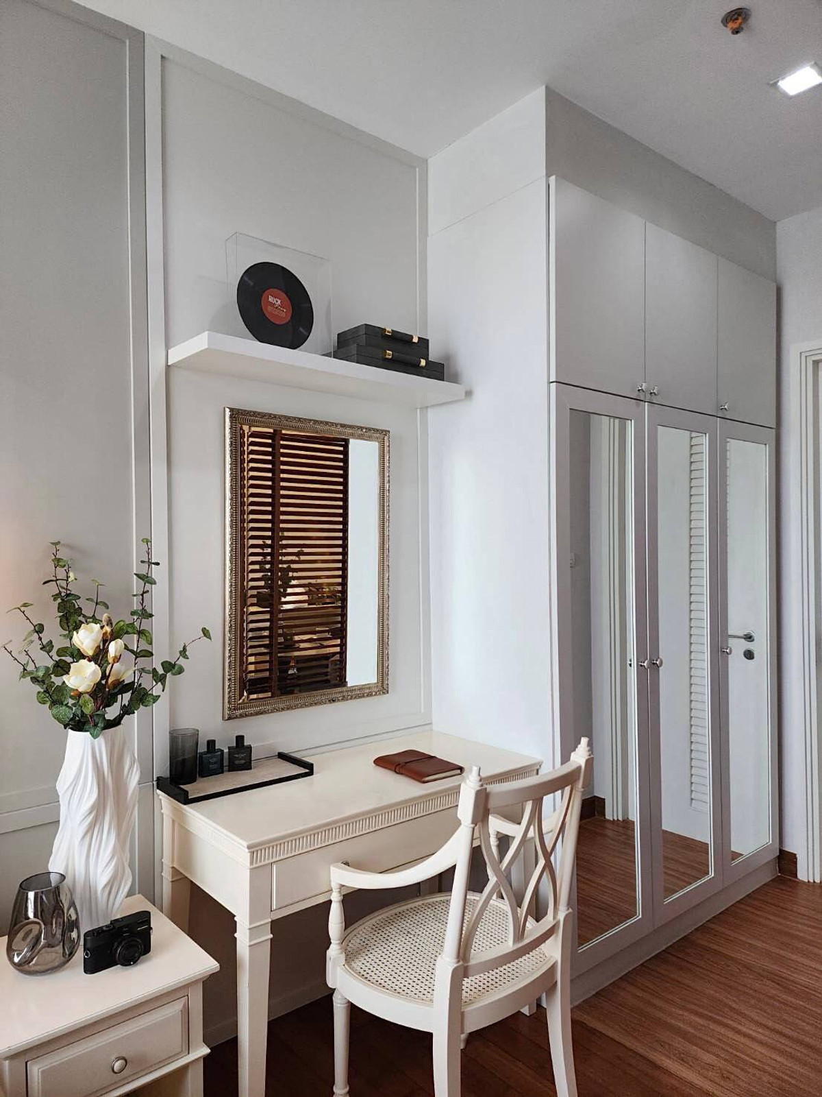 For RentCondoSathorn, Narathiwat : ( UL2410091) Tel/Line 096-2479369 , FOR RENT IVY SATHORN, 1 Bedroom 1 Bathroom 40 Sq.M. Ready to move in✨