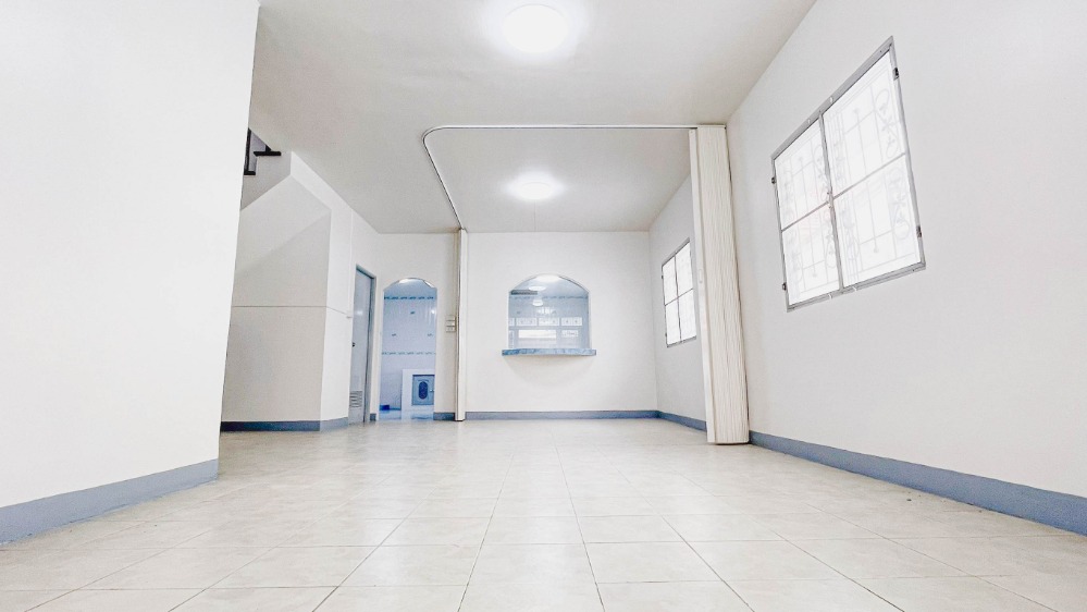 ขายบ้านปทุมธานี รังสิต ธรรมศาสตร์ : H0209😍 For SELL ขาย 2 ชั้น🚪3 ห้องนอน🚄ใกล้ ฟิวเจอร์ พาร์ค รังสิต🏢หมู่บ้าน พฤกษา D Pruksa Village D🔔พื้นที่บ้าน:36.80ตร.วา🔔พื้นที่ใช้สอย:150ตร.ม.💲ขาย:2,590,000฿ 📞O65-9423251,099-5919653✅LineID:@sureresidence