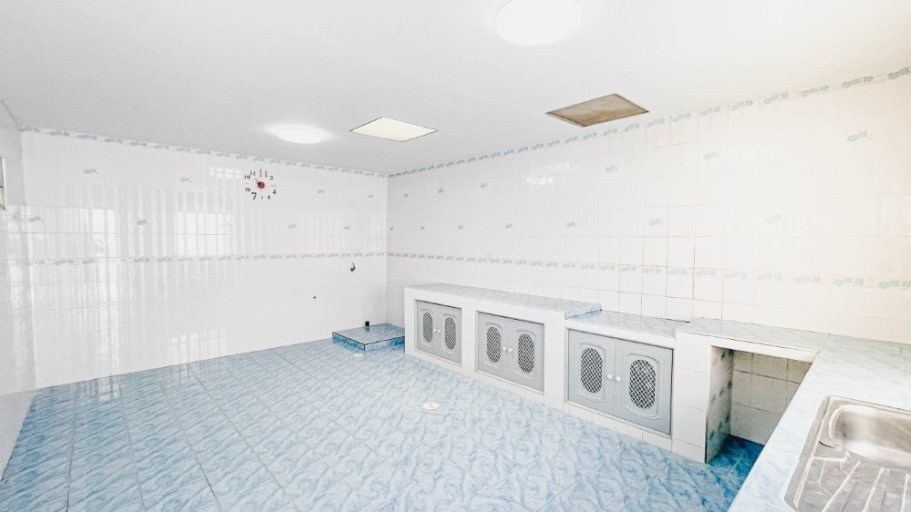 ขายบ้านปทุมธานี รังสิต ธรรมศาสตร์ : H0209😍 For SELL ขาย 2 ชั้น🚪3 ห้องนอน🚄ใกล้ ฟิวเจอร์ พาร์ค รังสิต🏢หมู่บ้าน พฤกษา D Pruksa Village D🔔พื้นที่บ้าน:36.80ตร.วา🔔พื้นที่ใช้สอย:150ตร.ม.💲ขาย:2,590,000฿ 📞O65-9423251,099-5919653✅LineID:@sureresidence