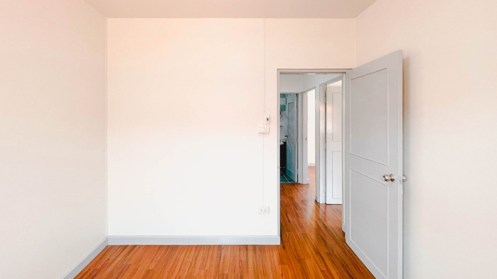 ขายบ้านปทุมธานี รังสิต ธรรมศาสตร์ : H0209😍 For SELL ขาย 2 ชั้น🚪3 ห้องนอน🚄ใกล้ ฟิวเจอร์ พาร์ค รังสิต🏢หมู่บ้าน พฤกษา D Pruksa Village D🔔พื้นที่บ้าน:36.80ตร.วา🔔พื้นที่ใช้สอย:150ตร.ม.💲ขาย:2,590,000฿ 📞O65-9423251,099-5919653✅LineID:@sureresidence