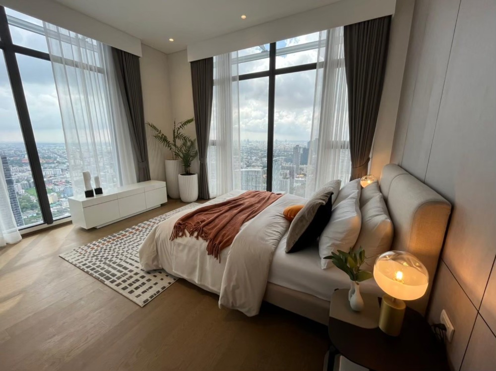 For SaleCondoOnnut, Udomsuk : 🔥 Dont miss out! Penthouse luxury 3 bedrooms (Fully Furnished) near BTS On Nut! 
 
