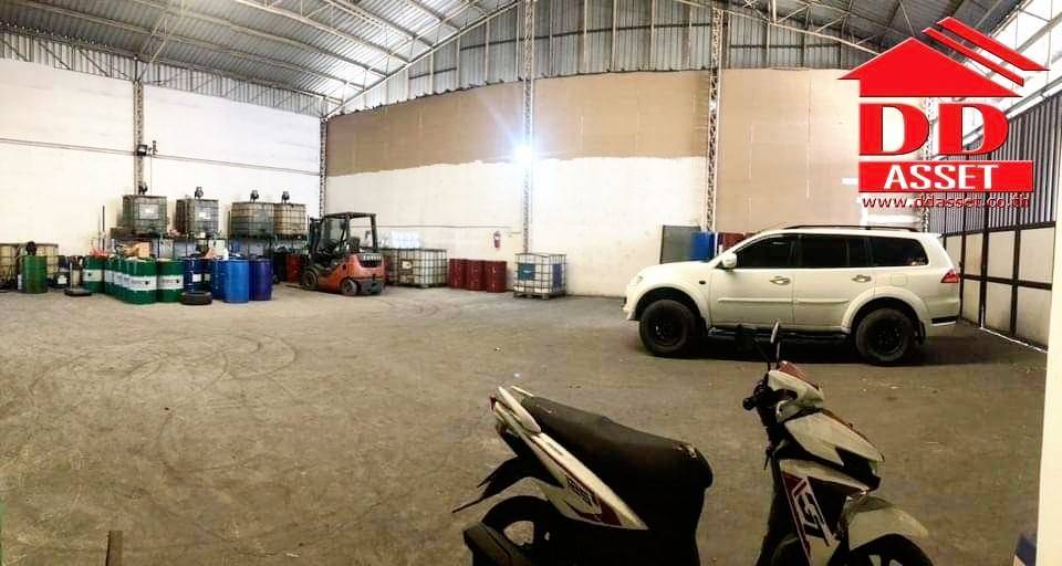 For SaleWarehouseSamut Prakan,Samrong : Warehouse for sale, Samut Niwet Soi 6, Pak Nam, Samut Prakan.