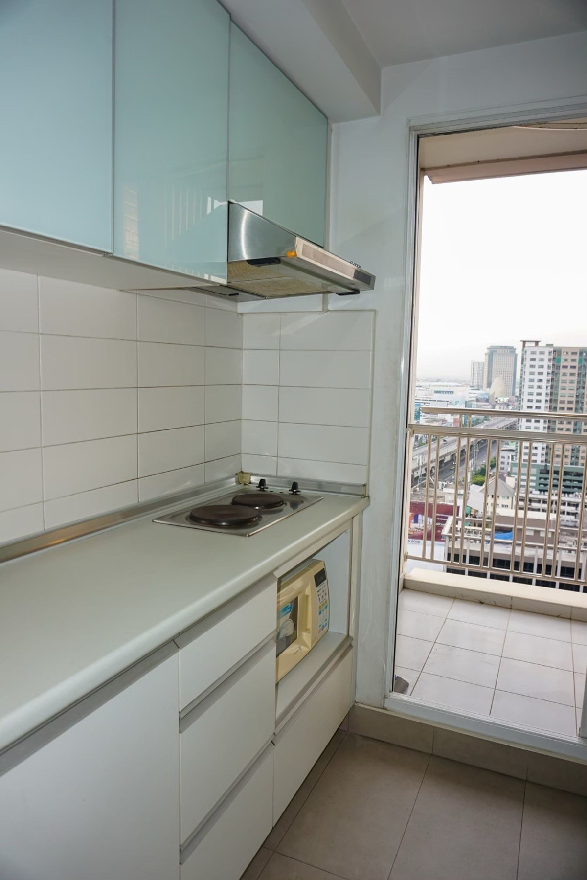 ขายคอนโดปิ่นเกล้า จรัญสนิทวงศ์ : 🔥ขายถูก🔥 ลุมพินี สวีท ปิ่นเกล้า ขายเพียง 2.2ล้านบาท🔥🔥🔥