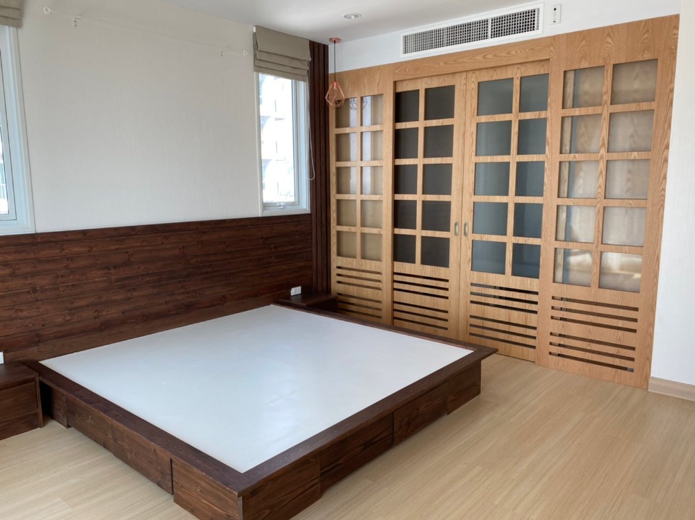 For SaleCondoRama3 (Riverside),Satupadit : Supalai Riva Grand Rama 3 / 2 Bedroom Plus (SALE WITH TENENT), Supalai Riva Grand Rama 3 / 2 Bedroom (sale with tenant) NUT769
