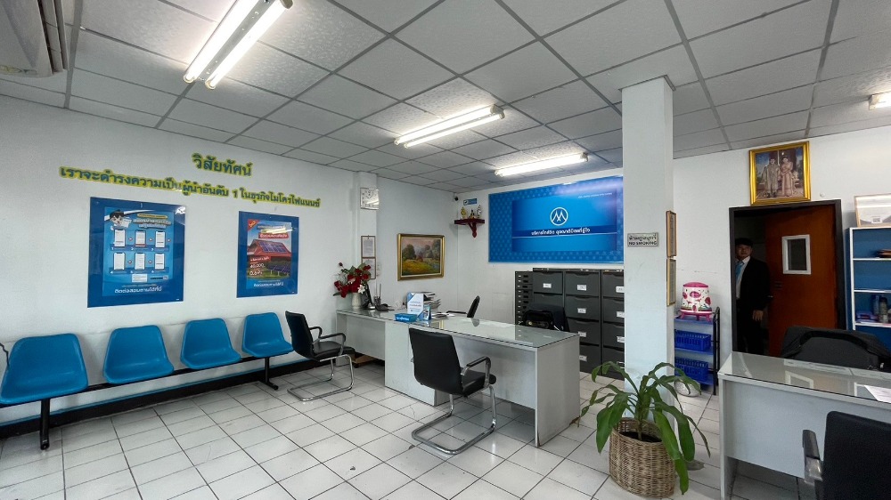 ขายอาคารพาณิชย์สุขุมวิท อโศก ทองหล่อ : ขายอาคารพานิชย์ 2 ห้อง ติดถนนเอกมัย