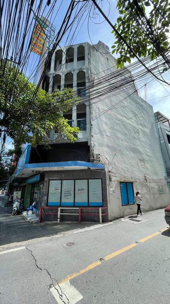 ขายอาคารพาณิชย์สุขุมวิท อโศก ทองหล่อ : ขายอาคารพานิชย์ 2 ห้อง ติดถนนเอกมัย