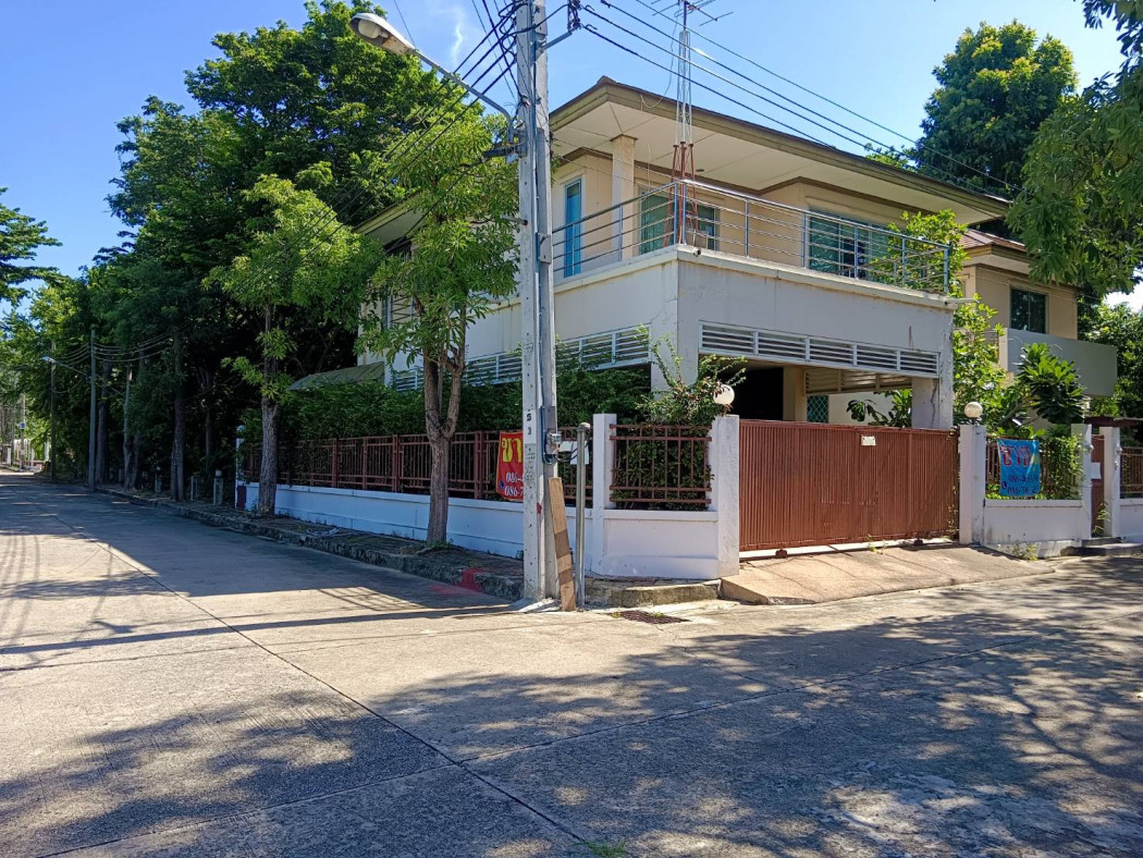 ขายบ้านปิ่นเกล้า จรัญสนิทวงศ์ : ขายบ้านเดี่ยว 2 ชั้น ม.ฮันนี่วิลล์ ซ.กาญจนาภิเษก 9 แปลงหัวมุม สภาพพร้อมอยู่