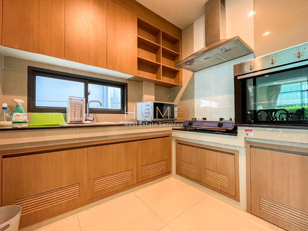 For SaleHousePattanakan, Srinakarin : Setthasiri Krungthep Kreetha / 4 Bedrooms (SALE WITH TENANT) BZD072