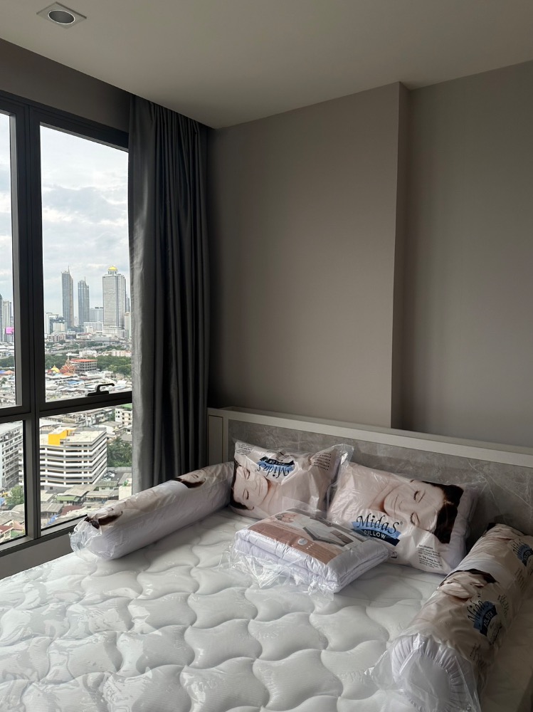 For RentCondoSathorn, Narathiwat : 💫🧚‍♂️ For rent, The Room Sathorn - St.Louis, decorated and ready to move in. Fully furnished Good location in Sathorn area, near BTS St. Louis 🚆💫