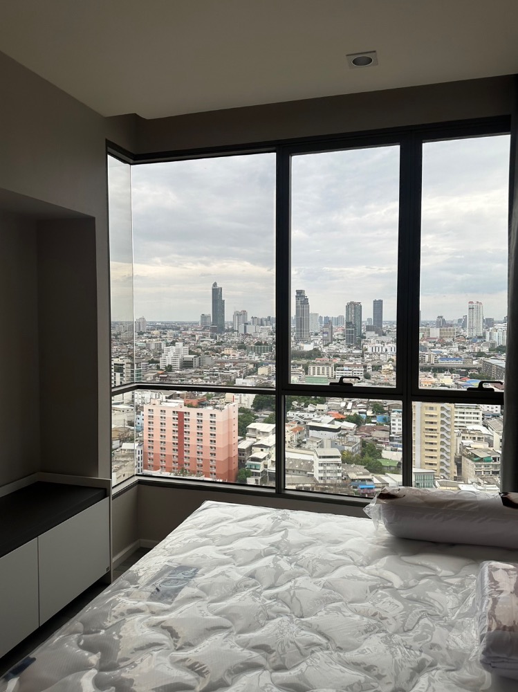 For RentCondoSathorn, Narathiwat : 💫🧚‍♂️ For rent, The Room Sathorn - St.Louis, decorated and ready to move in. Fully furnished Good location in Sathorn area, near BTS St. Louis 🚆💫