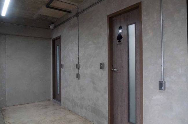 For SaleHome OfficeChaengwatana, Muangthong : Sale with tenant til October 2026. Home Office, 4 bedrooms, near The Mall Ngamwongwan.