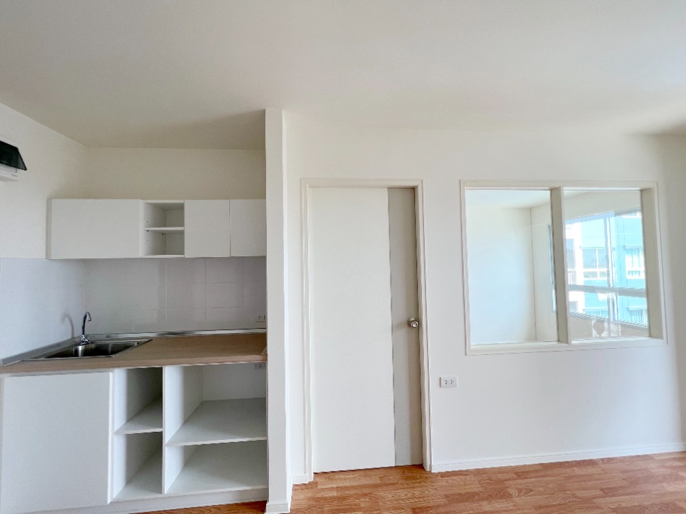 For SaleCondoPattanakan, Srinakarin : Condo for sale Lumpini Ville Phatthanakan-Srinakarin Lumpini Ville Phatanakan - Srinakarin, near Kasem Bundit University, 1 bedroom, size 28 square meters, large room, beautiful view, complete central area, convenient travel, Srinakarin, Phatthanakan,