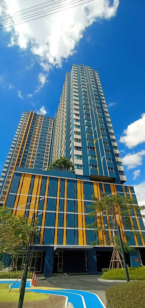 For SaleCondoPattanakan, Srinakarin : Condo for sale Lumpini Ville Phatthanakan-Srinakarin Lumpini Ville Phatanakan - Srinakarin, near Kasem Bundit University, 1 bedroom, size 28 square meters, large room, beautiful view, complete central area, convenient travel, Srinakarin, Phatthanakan,