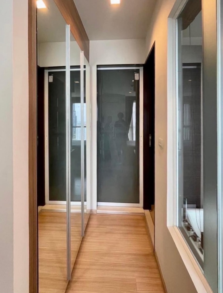 ให้เช่าคอนโดสาทร นราธิวาส : ให้เช่า ✨Rhythm Sathorn✨ ห้องสวย เฟอร์และเครื่องใช้ไฟฟ้าครบ มีอ่างอาบน้ำ🛁  ใกล้ BTS สะพานตากสิน 🚆