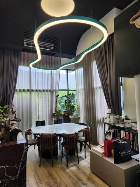 For RentTownhomePattanakan, Srinakarin : For rent-selling 3.5 floor townhomes behind the corner of the Arden Phatthanakan Phatthanakan Project Near the expressway, Thonglor Onnut, suitable for living and making home office Arden Pattanakarn Soi Phatthanakan 20