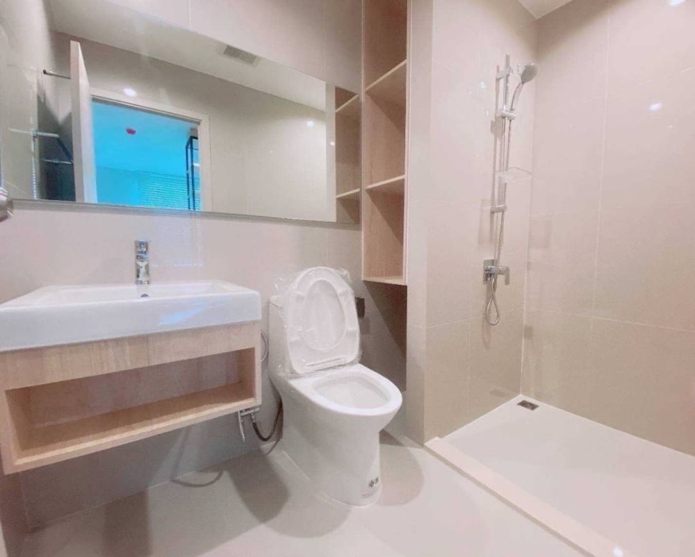 For RentCondoPattanakan, Srinakarin : For rent Nue Noble Srinakarin - Lasalle 🛏️ ONE BEDROOM fully furnished 🚆 next to BTS Sri La Salle