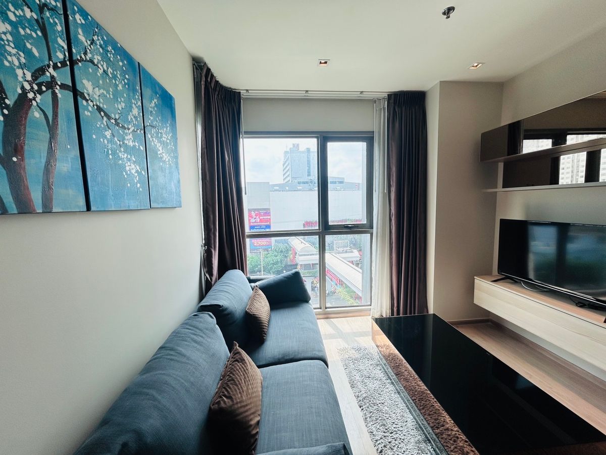 For SaleCondoThaphra, Talat Phlu, Wutthakat : FOR RENT 25,000 THB  - 2 Bedrooms / 1 Bath - 48 SQM Whizdom Station Sathorn Taksin Road (South Side)