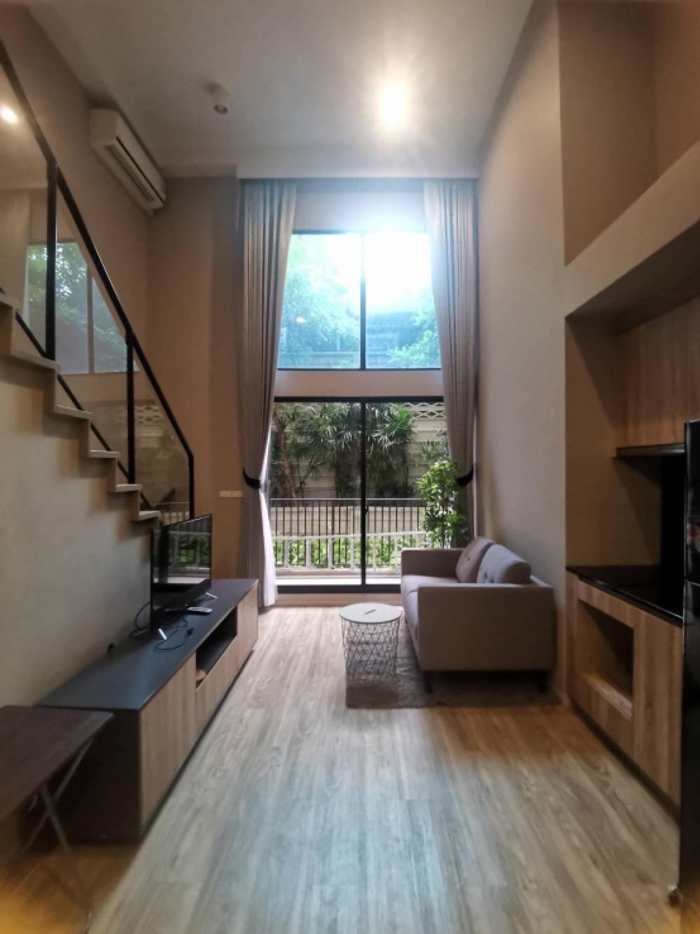 ให้เช่าคอนโดสาทร นราธิวาส : [ ให้เช่า ] ห้องใหม่ Duplex ราคา 19,000 บาท เท่านั้น