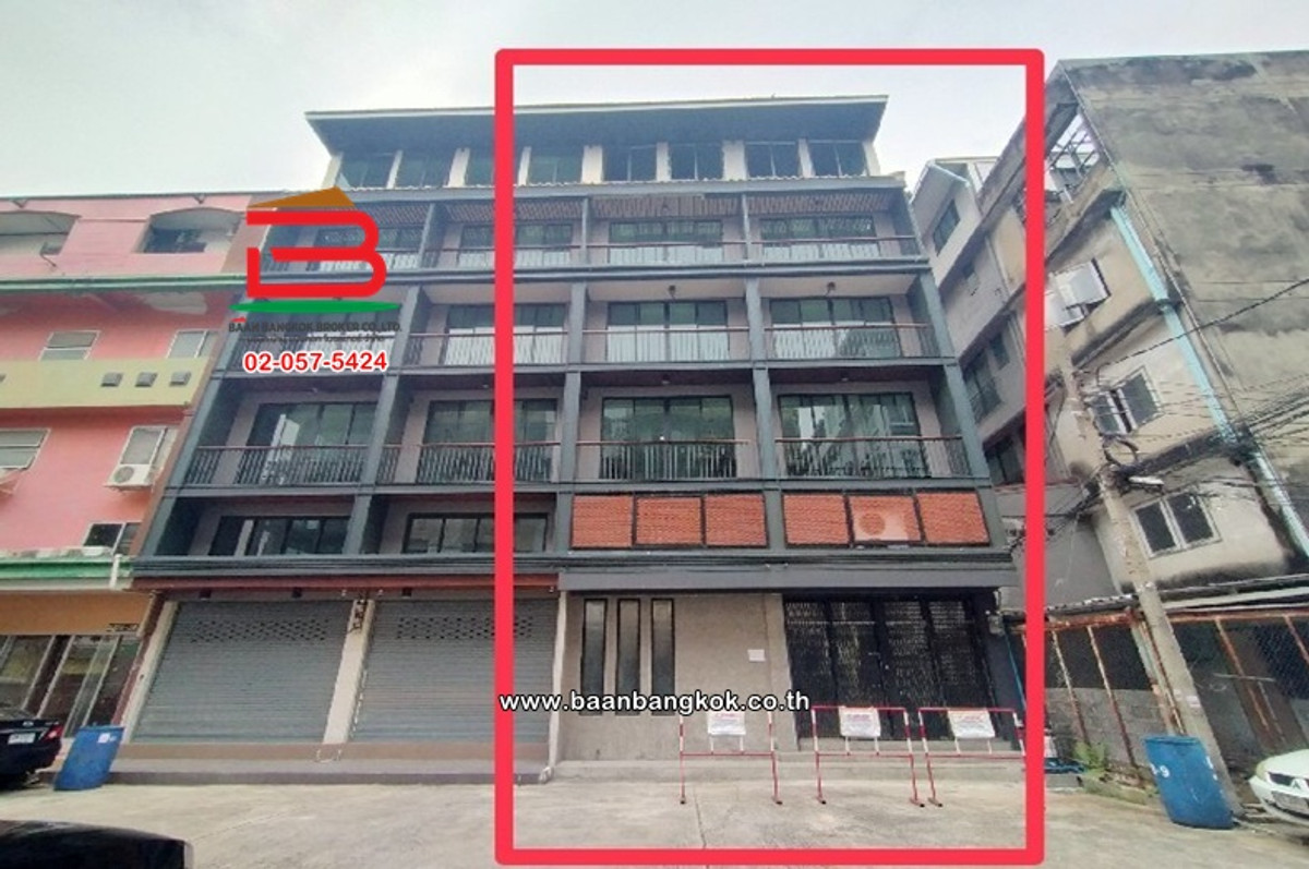For SaleOfficeNawamin, Ramindra : For sale/rent: Office building, office building, back corner, Soi Ram Intra 15, area 41.5 sq m, near Central Ram Intra, Ram Intra Road, Anusawari Subdistrict, Bang Khen District, Bangkok