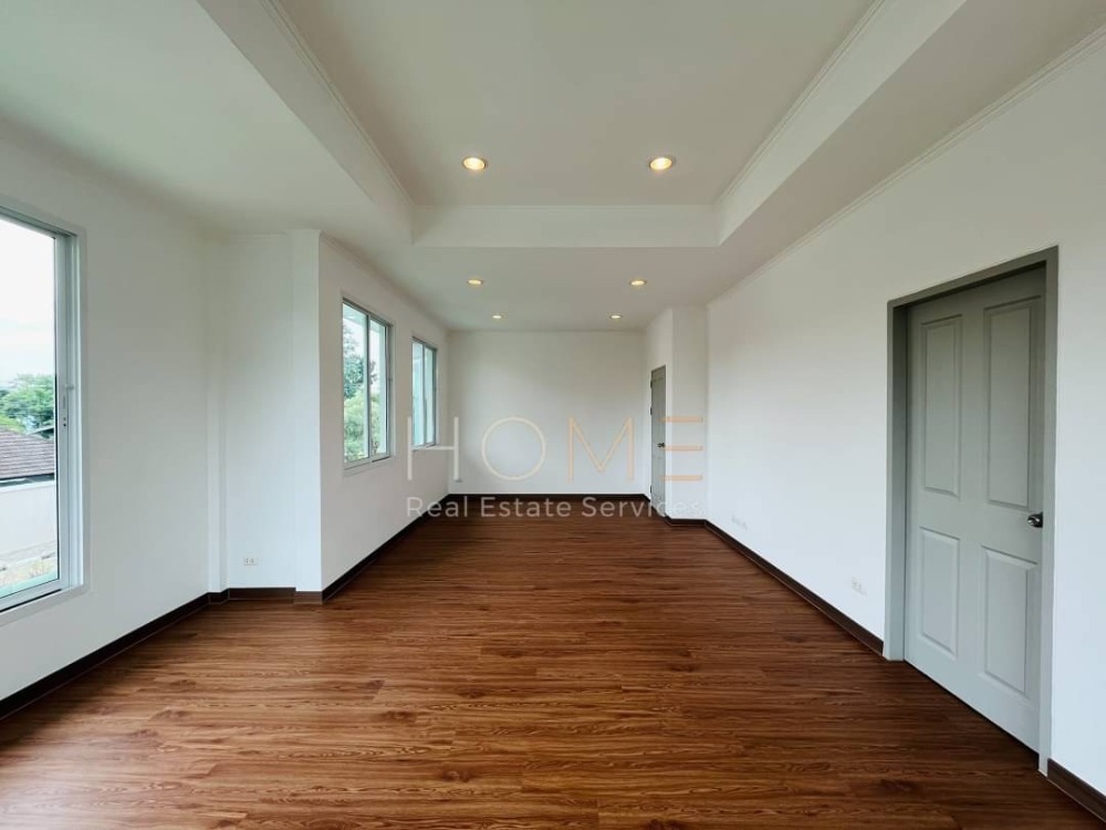 ขายบ้านลาดพร้าว เซ็นทรัลลาดพร้าว : บ้านลาดพร้าว 2 / 5 ห้องนอน (ขาย), Baan Ladprao 2 / 5 Bedrooms (FOR SALE) TPM176