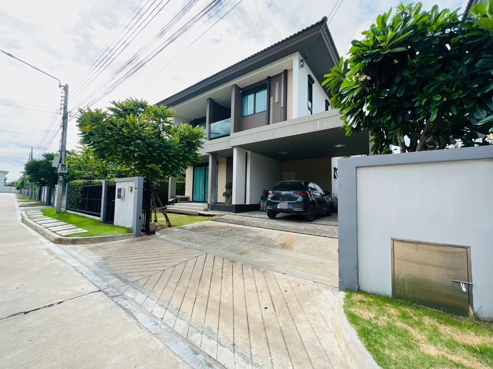 For SaleHouseBangna, Bearing, Lasalle : SH48 House for sale Burasiri Wongwaen-Onnuch