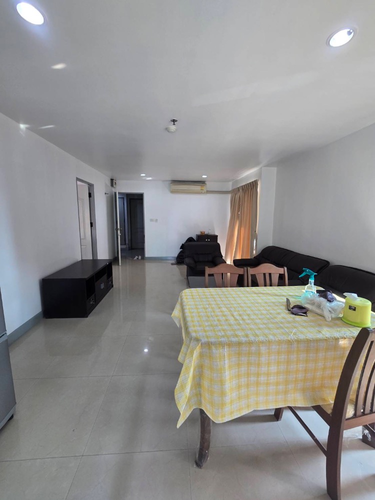 ขายคอนโดบางนา แบริ่ง ลาซาล : 2ห้องนอน ตึกH ห้องมุม เดินทางสะดวก ใกล้BTS ,ใกล้ทางด่วน, ใกล้ไบเทคบางนา