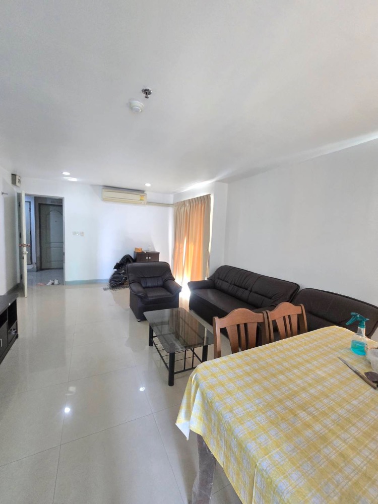 ขายคอนโดบางนา แบริ่ง ลาซาล : 2ห้องนอน ตึกH ห้องมุม เดินทางสะดวก ใกล้BTS ,ใกล้ทางด่วน, ใกล้ไบเทคบางนา