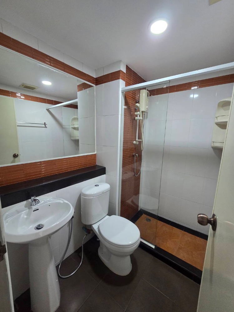 ขายคอนโดบางนา แบริ่ง ลาซาล : 2ห้องนอน ตึกH ห้องมุม เดินทางสะดวก ใกล้BTS ,ใกล้ทางด่วน, ใกล้ไบเทคบางนา