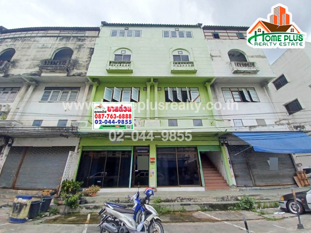 For SaleShop HouseMin Buri, Romklao : Rinthong Village, Soi Ramkhamhaeng 190 (good location, good investment, 2 units connected together) with tenants.