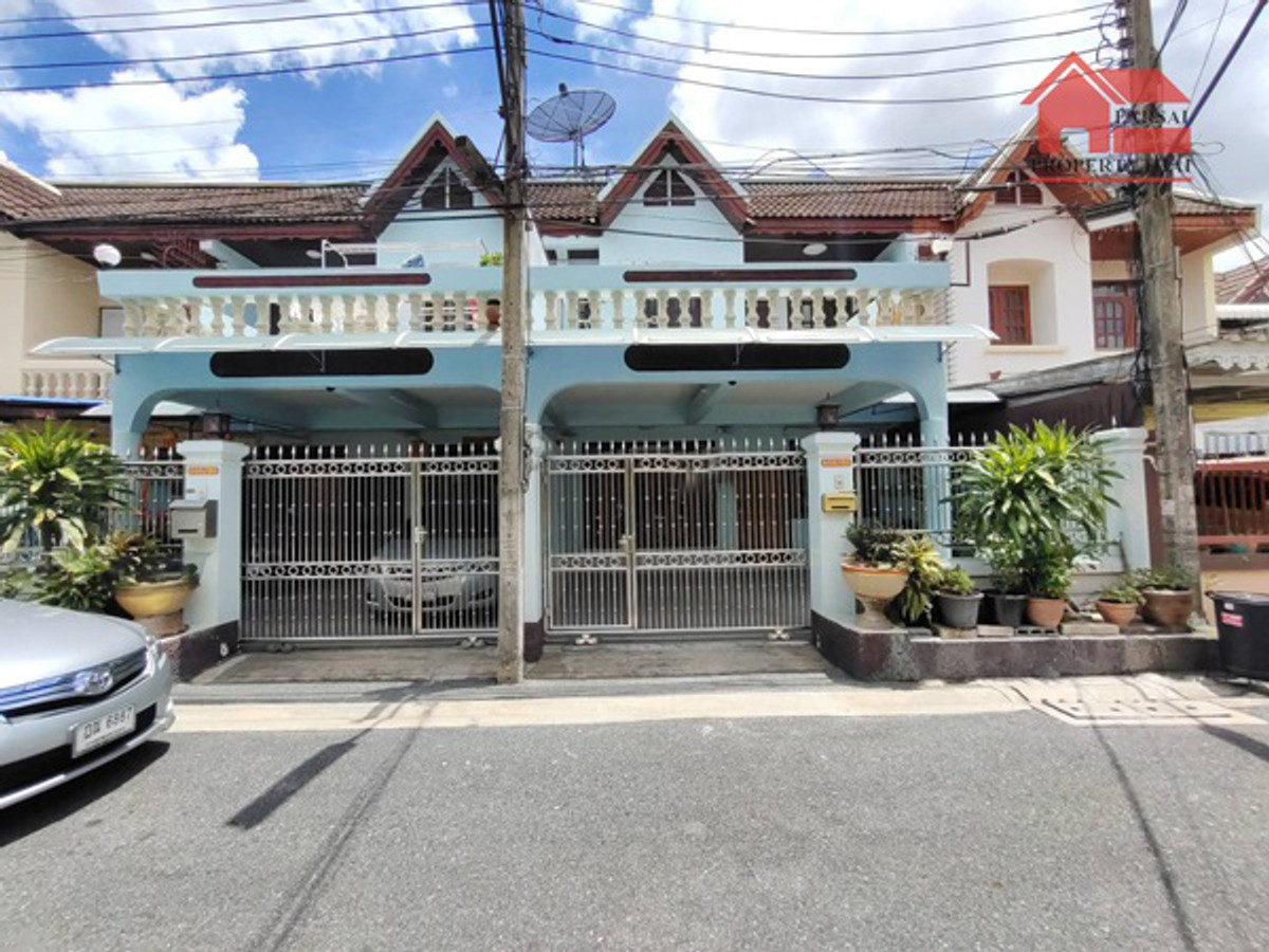 ให้เช่าบ้านสะพานควาย จตุจักร : ให้เช่าทาวน์เฮ้าส์ 2ชั้นเนื้อที่ 30 ตร.ว พื้นที่ 180ตร.ม 3ห้องนอน 2ห้องน้ำ แอร์ 4เครื่อง เฟอร์ครบ ถนน รัชดา เขตห้วยขวาง ราคาเช่า 40,000 บ/ด( 泰国房地产公司可以说中文请打电话。081-732-9189  Line : fs258  微信密码 F0817329189  )