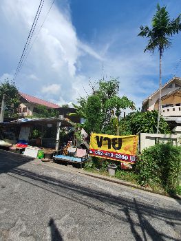 For SaleLandBangna, Bearing, Lasalle : [Duplicate] Land for sale, 1 ngan, convenient travel. Near a community source.