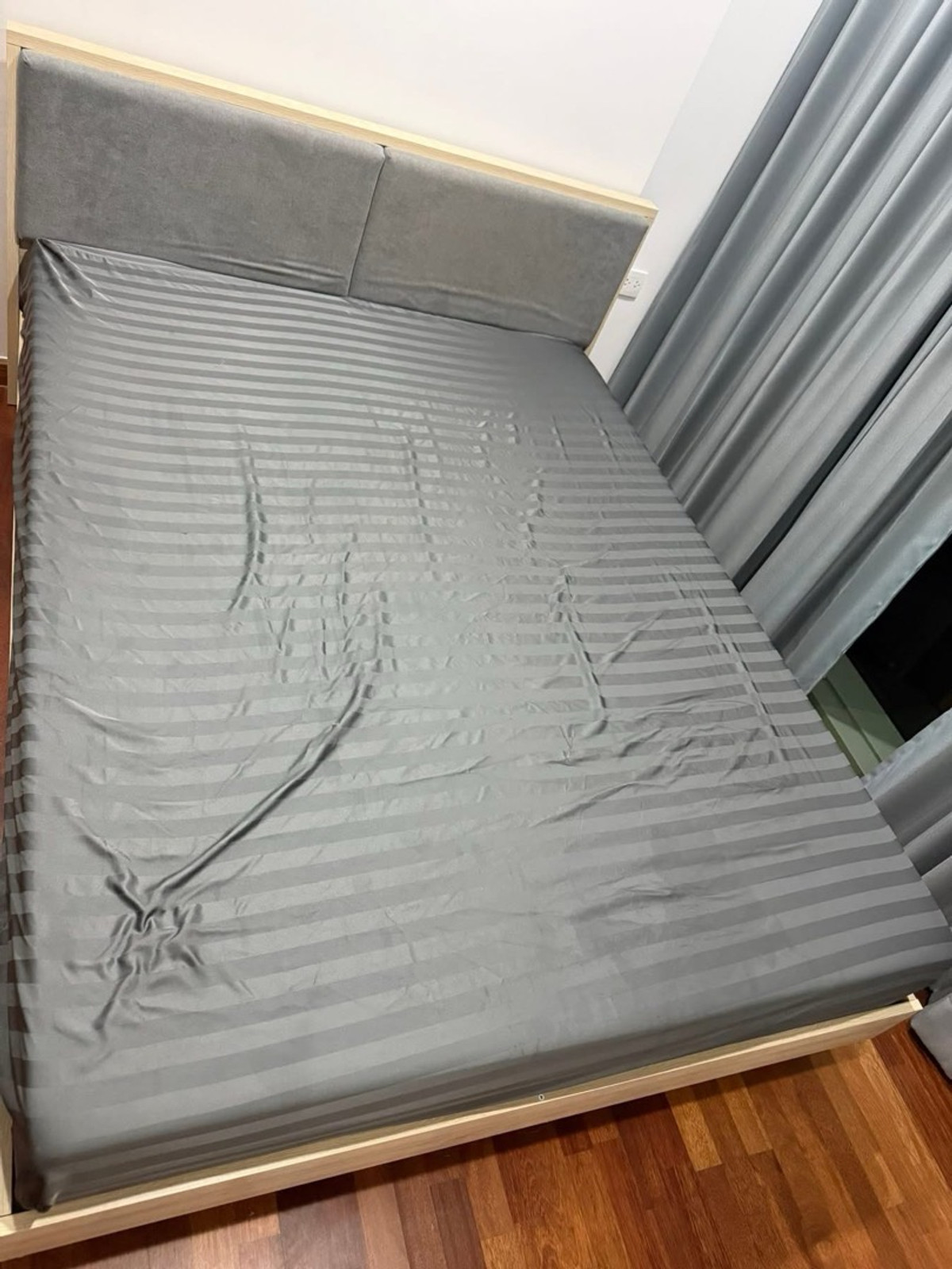 ให้เช่าคอนโดราชเทวี พญาไท : Wish Signature: 35 sqm. 1bed 1bath 1 living, 10th floor with private lift. ห้อง 35ตรม. ทิศใต้ 1ห้องนอน1 ห้องน้ำ 1 ห้องนั่งเล่น ชั้น 10, มีลิฟท์ส่วนตัว เดินไปพารากอน400เมตร BTSพญาไท ลิฟต์ส่วนตัว private lift