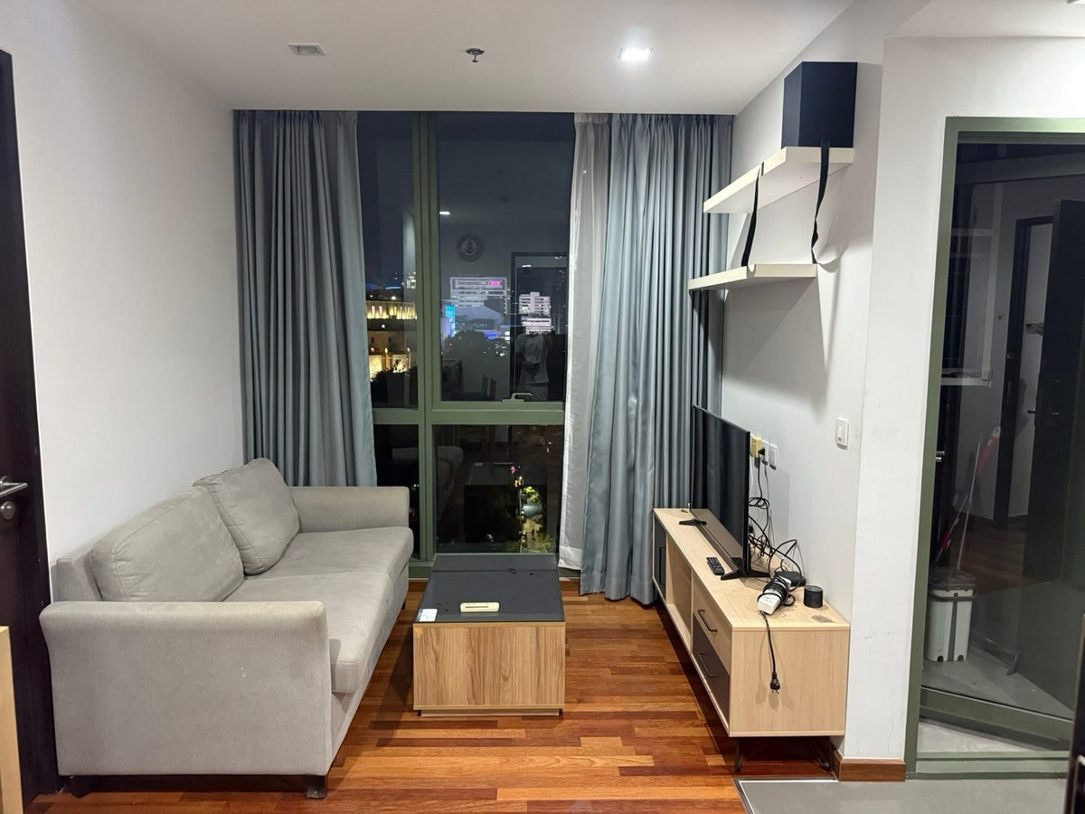 For RentCondoRatchathewi,Phayathai : Wish Signature : 35sq m, 18 th floor, One bedroom, 400 meters walk to Paragon, BTS Phaya Thai, near BTS Ratchathewi, only 300 meters., private lift, city view