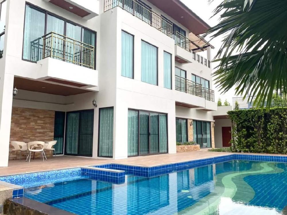 For RentHouseLadkrabang, Suwannaphum Airport : ⛳ Luxurious 3-story house for rent with private pool, Perfect Master plece Rama 9.
