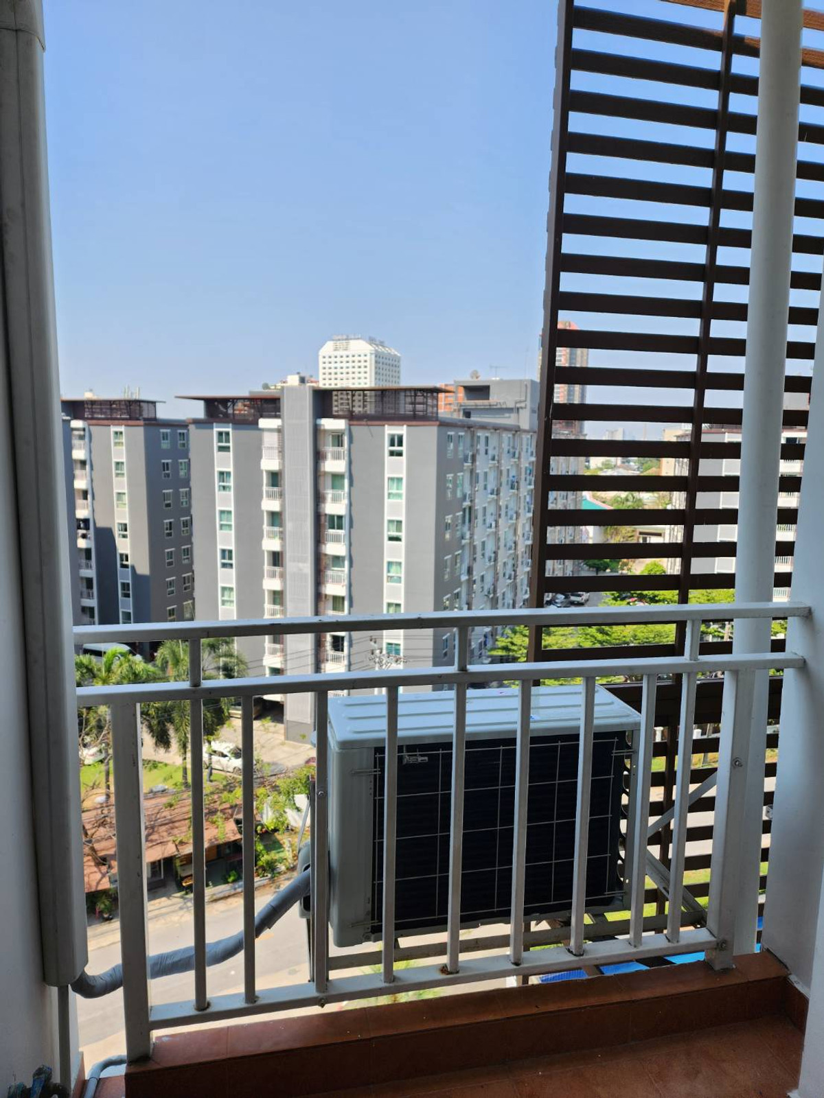 ให้เช่าคอนโดบางนา แบริ่ง ลาซาล : ให้เช่า รีเจ้นท์โฮม 7/1 เดินทางสะดวก ใกล้BTSบางนา ใกล้ทางด่วน ใกล้ไบเทคบางนา 