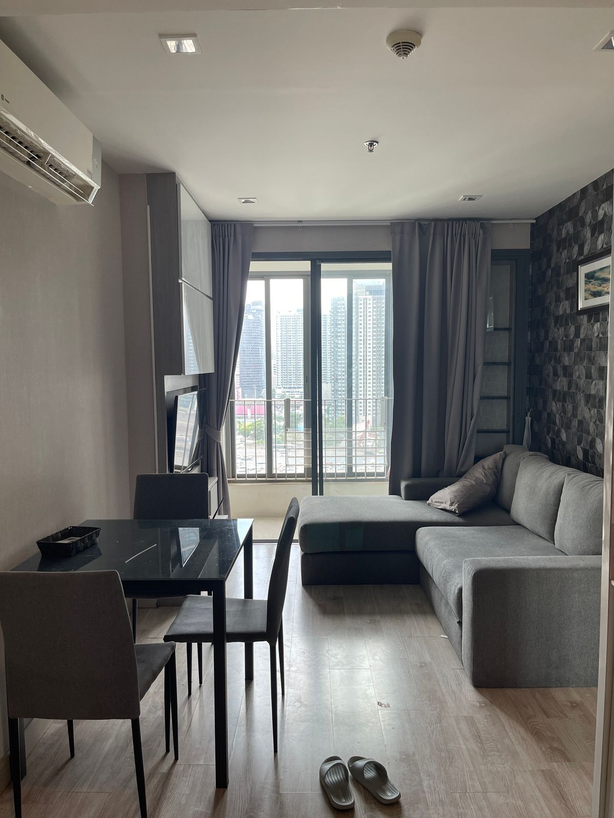ให้เช่าคอนโดพระราม 9 เพชรบุรีตัดใหม่ RCA : for rent ideo mobi rama 9 2 bed super deal❤️✅