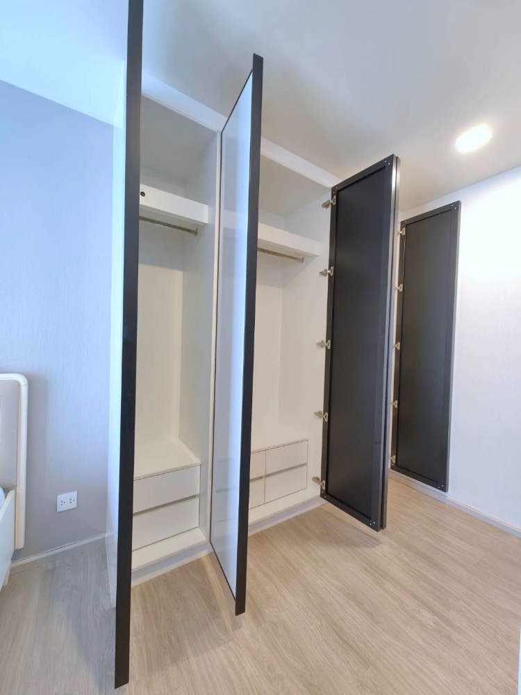 For SaleCondoRama9, Petchburi, RCA : For Sale with tenant til October 26 at Maestro 03 Ratchada Rama 9, 2 bedrooms, corner unit, fully furnished