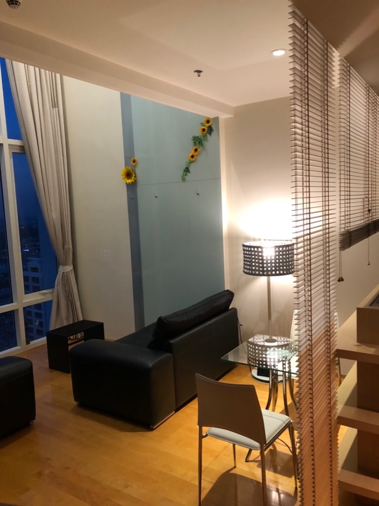 ขายคอนโดราชเทวี พญาไท : ขาย ด่วน วิลล่า ราชเทวี Villa rachatewi (Duplex) 2ชั้น ราคาดี ห้องใหม่พร้อมอยู่ไม่เคยปล่อยเช่า