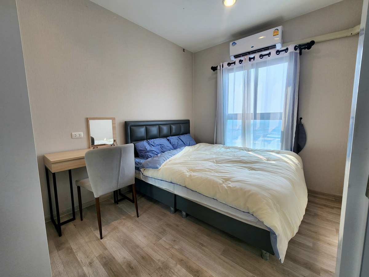 For RentCondoNonthaburi, Bang Yai, Bangbuathong : *The condition is as shown in the cover photo. New, first hand, has a washing machine** For rent, decorated comfortably, Plum Condo, Central Station, Phase 2 ** Sunset view**SN490.53