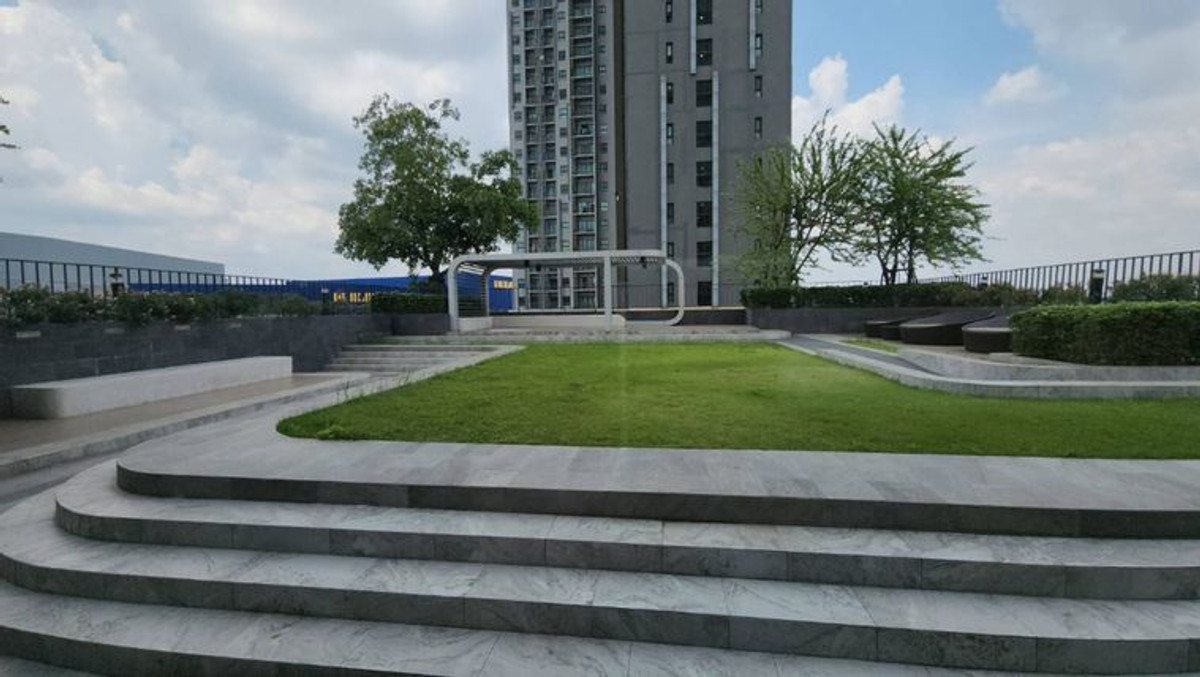 For RentCondoNonthaburi, Bang Yai, Bangbuathong : *The condition is as shown in the cover photo. New, first hand, has a washing machine** For rent, decorated comfortably, Plum Condo, Central Station, Phase 2 ** Sunset view**SN490.53