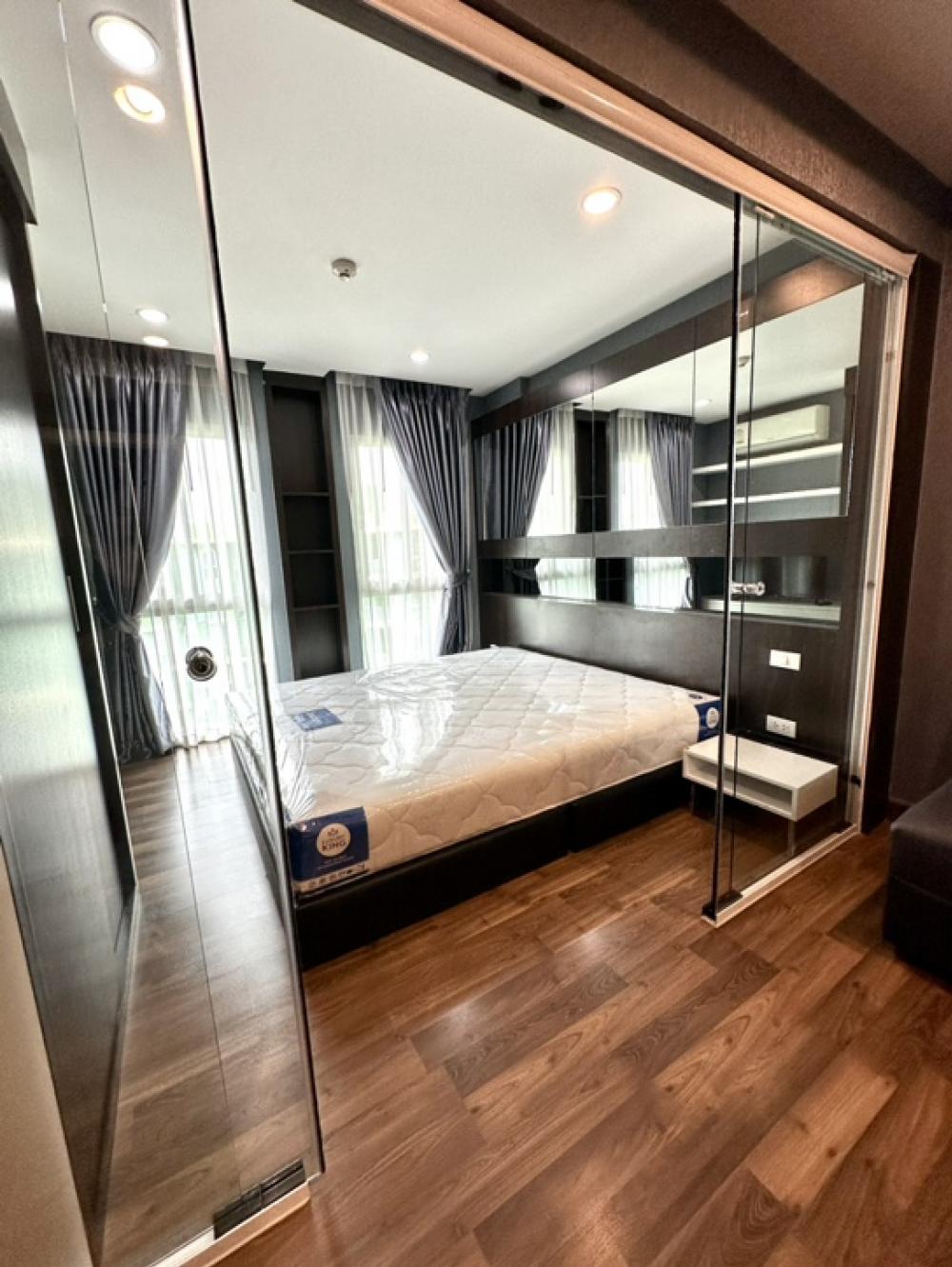 ให้เช่าคอนโดนวมินทร์ รามอินทรา : 😍ห้องสวย วิวสระ 🏝️**ทีวี2เครื่อง **มีเครื่องซักผ้า**