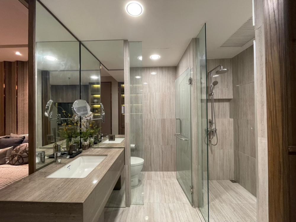 ให้เช่าสำนักงานคลองเตย กล้วยน้ำไท : 🏢SSP Tower 2 ออฟฟิศปล่อยเช่า 📍ชั้น 24  🚘ที่จอดรถ 2ช่อง 🚽มีห้องน้ำส่วนตัว 📏254ตรม. 🌤️วิวแม่น้ำ (ราคาพิเศษ)