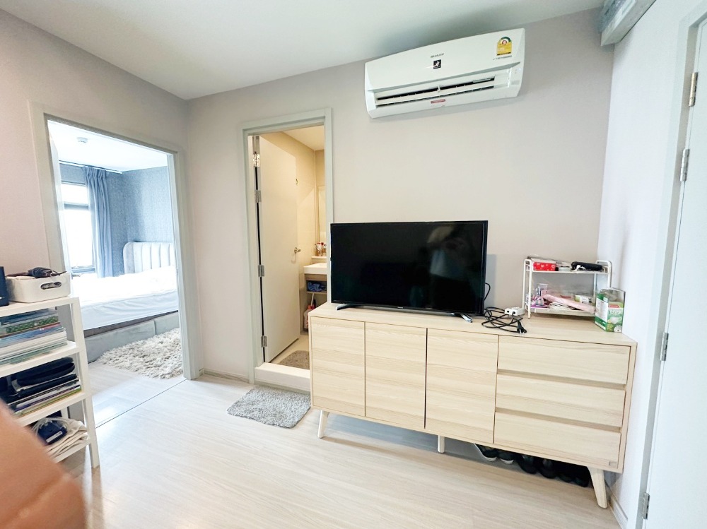 For SaleCondoRama9, Petchburi, RCA : Sale with tenant, good return, Aspire Asoke-Ratchada, 1 bedroom, 35 sq m., 8th floor, Building D, fully-furnished.
