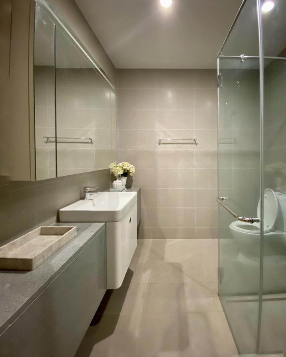 ให้เช่าคอนโดวิทยุ ชิดลม หลังสวน : 🔥ให้เช่าด่วน🔥Noble Ploenchit 1 bedroom 1 bahtroom ห้องกว้าง ตกแต่งสวย หรูหรา เฟอร์นิเจอร์ครบ ติด BTS เพลินจิต❗