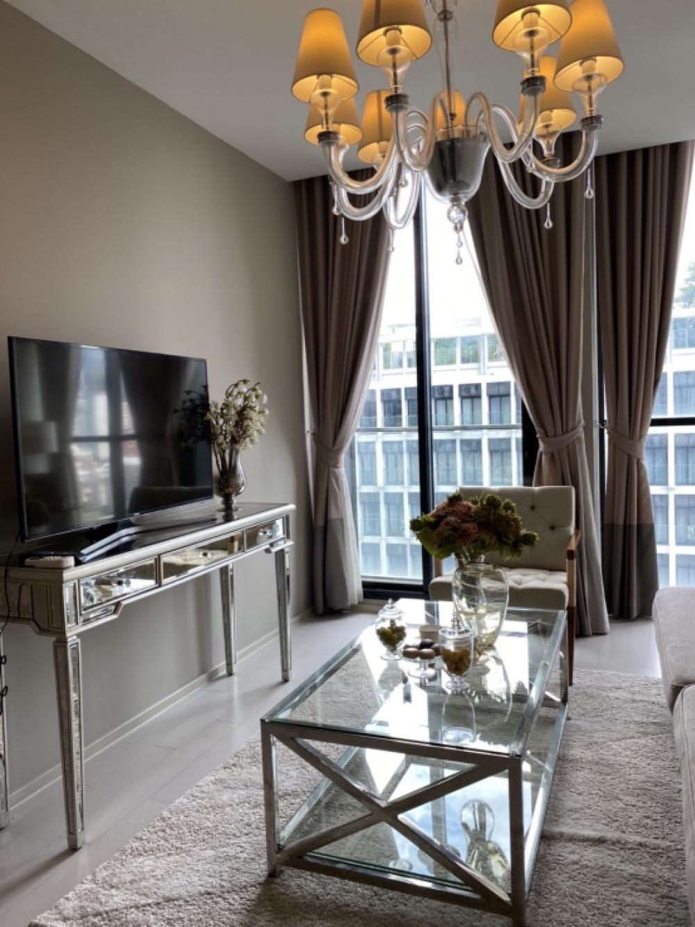 ให้เช่าคอนโดวิทยุ ชิดลม หลังสวน : 🔥ให้เช่าด่วน🔥Noble Ploenchit 1 bedroom 1 bahtroom ห้องกว้าง ตกแต่งสวย หรูหรา เฟอร์นิเจอร์ครบ ติด BTS เพลินจิต❗