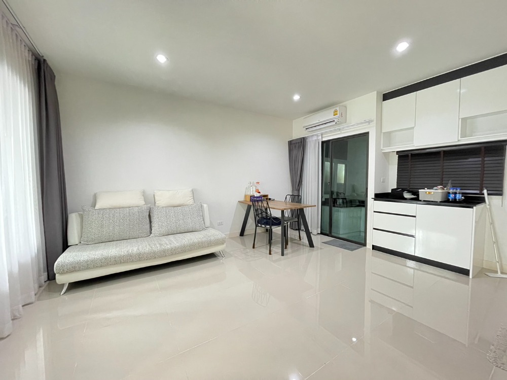 For SaleTownhomeSamut Prakan,Samrong : Best price in the project ✨ Townhome Pleno Sukhumvit - Bangna / 3 bedrooms (for sale), Pleno Sukhumvit - Bangna / Townhome 3 Bedrooms (FOR SALE) CJ262